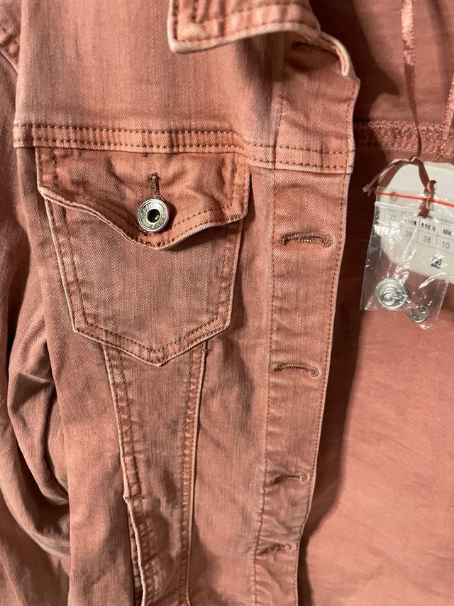 Chaqueta vaquera rosa talla M