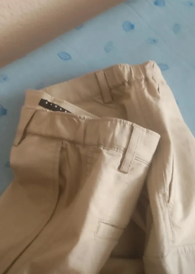 Pantalón corto cargo beige hombre
