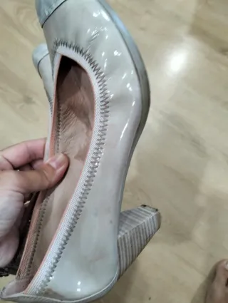 Zapatos Hispanitasde tacón. Número 37