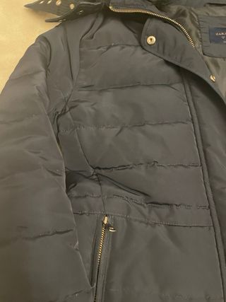 Cazadora Zara acolchada negra Talla M