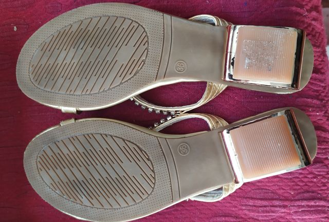 Sandalias JTM Talla 36 adornos pedrería