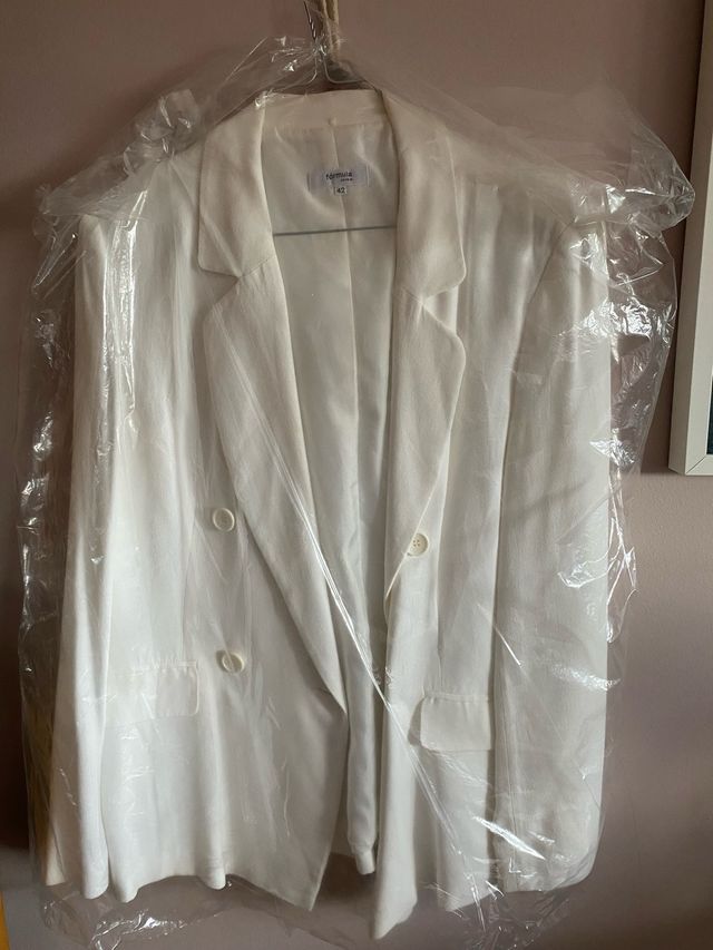 Americana blanca Formula Talla L