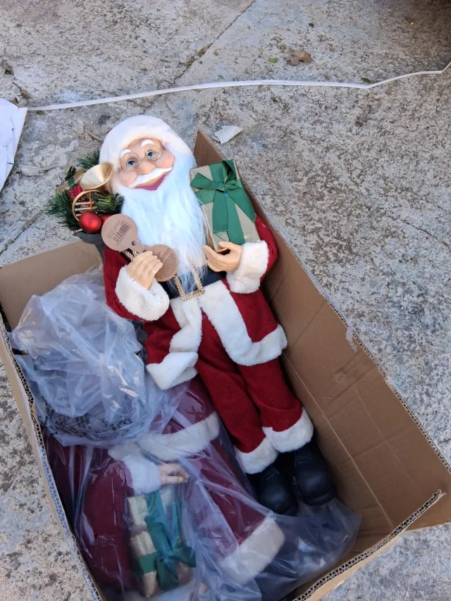 Papai Noel 60cm com presente 1 unidade x 12