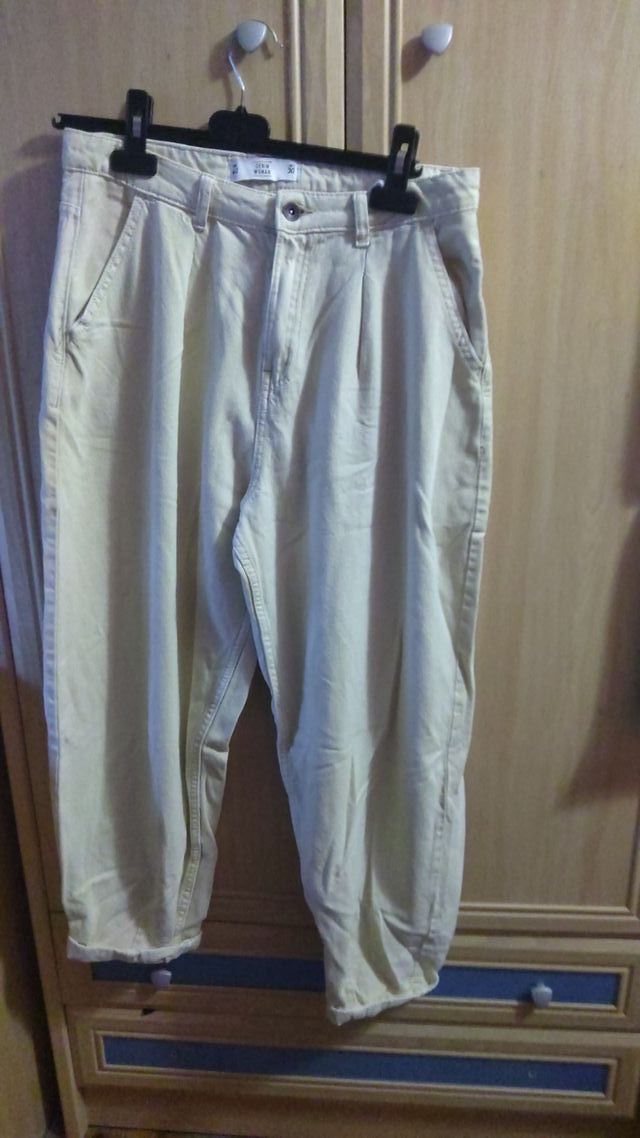 Pantalón Lefties beige Talla 40
