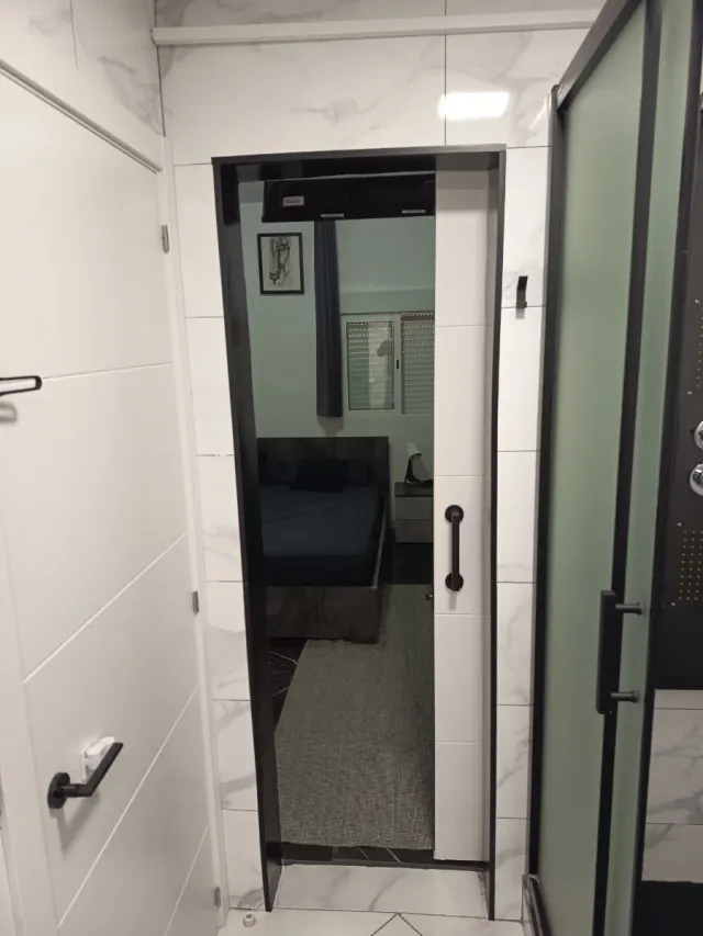 Puerta corredera lacada blanco