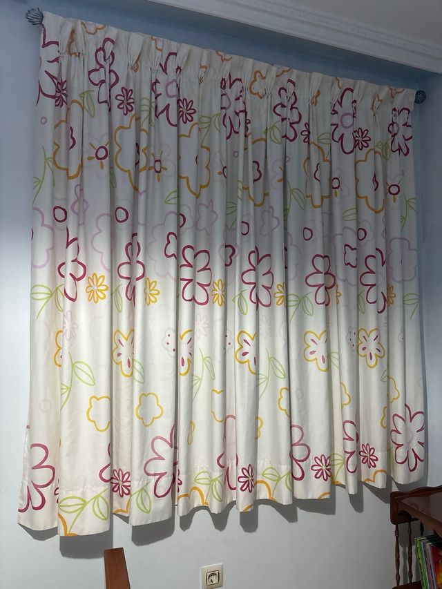 Edredón Cama 105cm Flores Multicolor,cortina,cojin