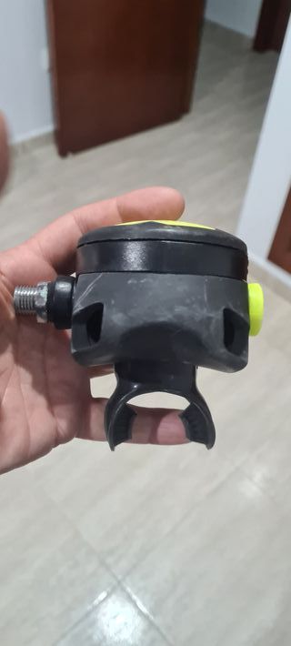 Regulador Beuchat VX Octopus Amarillo