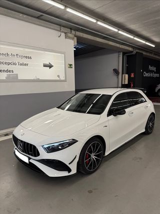 Mercedes-Benz A35 AMG