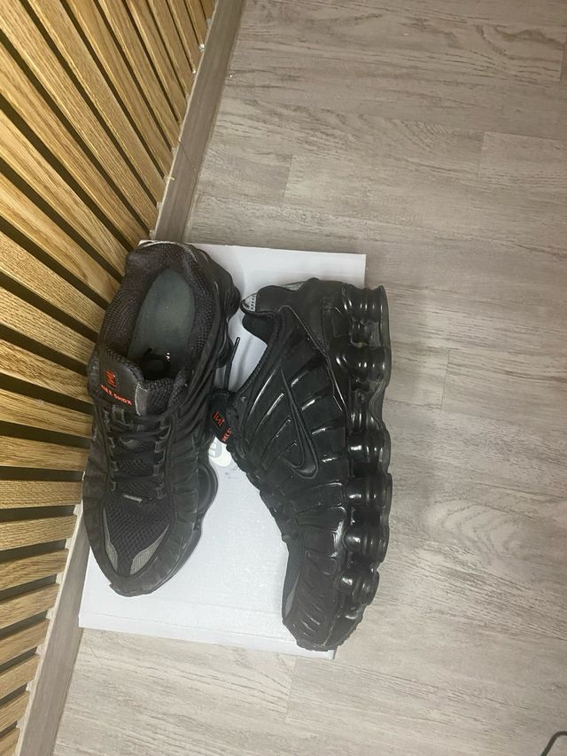 Zapatillas Nike Shox Negras