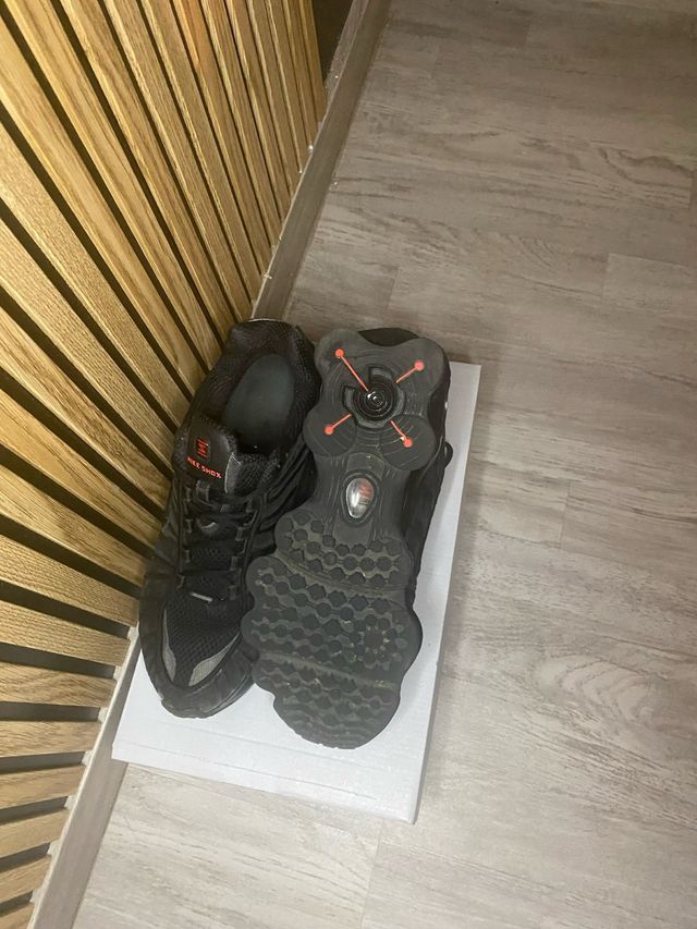 Zapatillas Nike Shox Negras