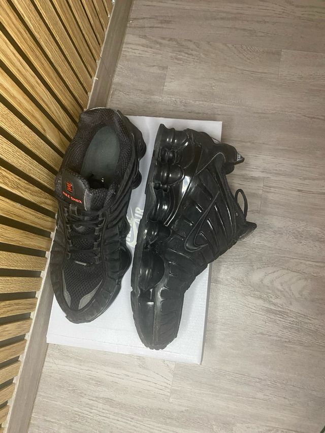 Zapatillas Nike Shox Negras