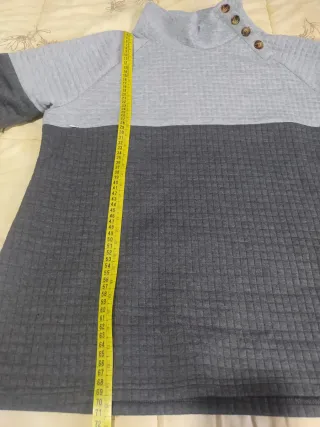 Jersey premamá cuello alto botones