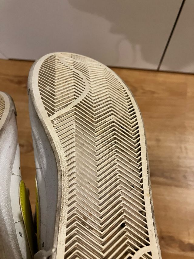 Zapatillas Nike Blazer Mid blancas y amarillas