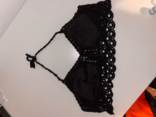 Top negro crochet con encaje