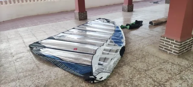 Vela de windsurf 9'5