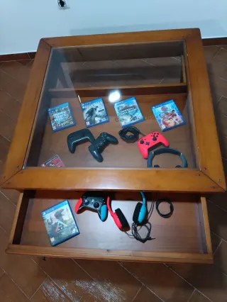 Mesa de salón grande de madera