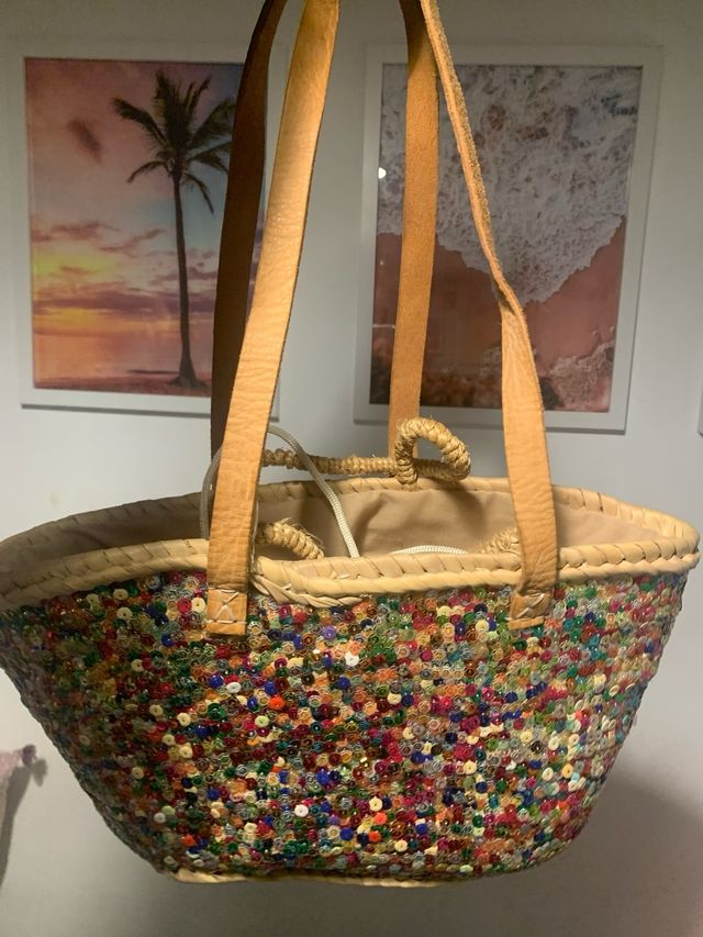 Bolso de playa con lentejuelas y corazón