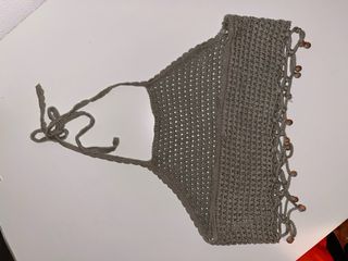 Top crochet verde con abalorios