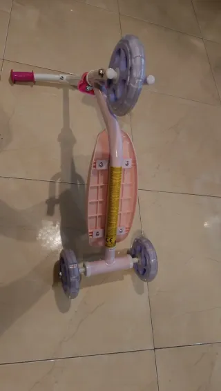 Patinete 3 Ruedas Minnie Niña