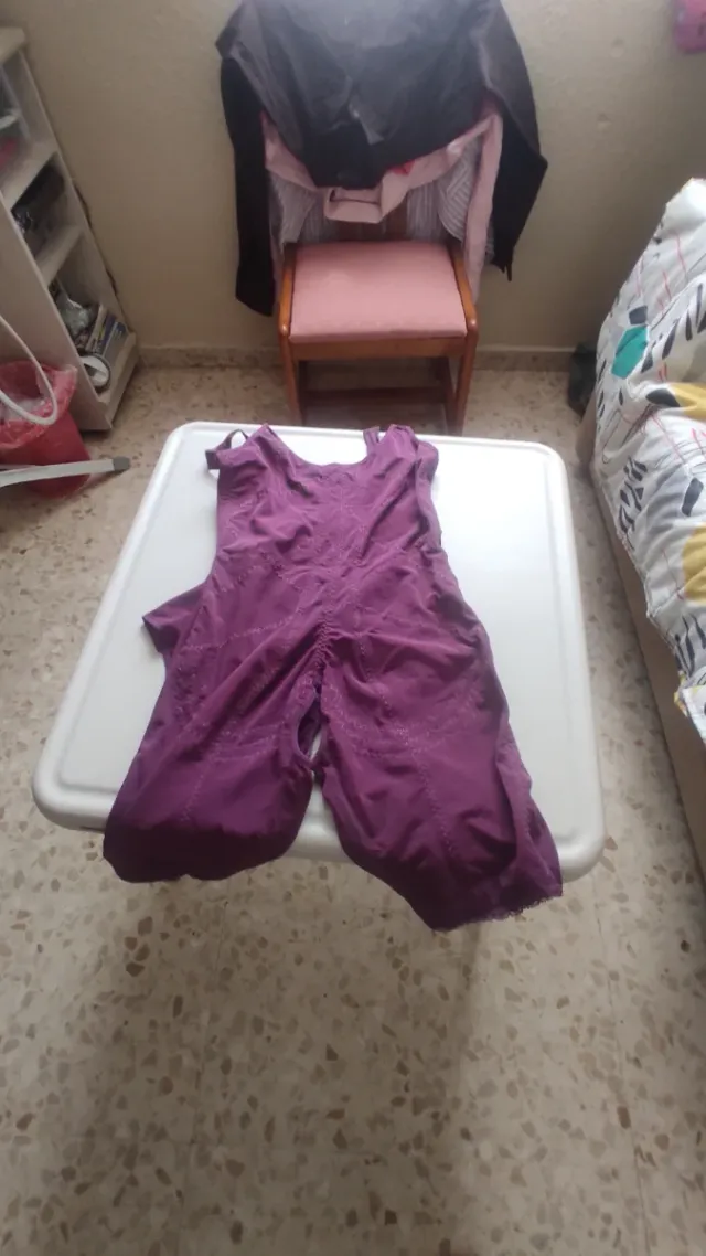 Faja pantalón color vino tinto