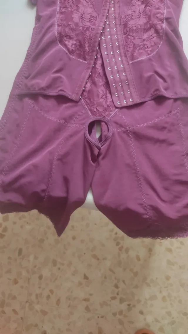 Faja pantalón color vino tinto