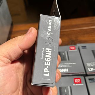 Batteria Canon LP-E6NH per EOS R5