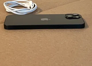 iPhone 13 128GB Medianoche