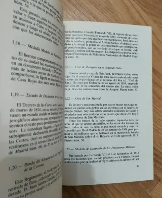 CONDECORACIONES MILITARES ESPAÑOLAS - LIBRO -