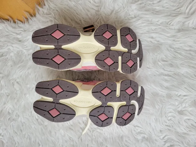 New Balance 9060 Rosa Mujer Talla 38.5/39