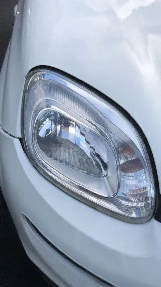 Faróis e Luz de Freio