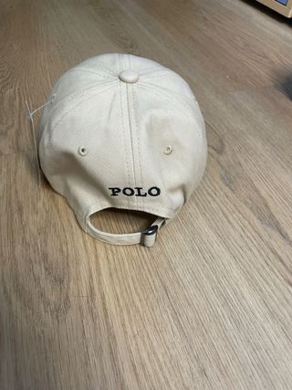 Berretto beige Polo Ralph Lauren con logo ricamato