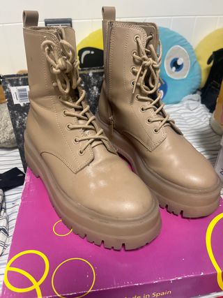 Botas 2 pares  Beige y Camel talla 37 Poco Uso