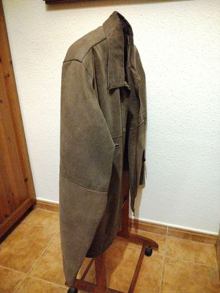 Cazadora de cuero de Araújo