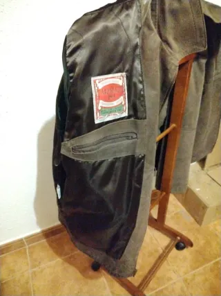 Cazadora de cuero de Araújo