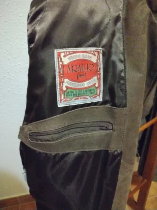 Cazadora de cuero de Araújo