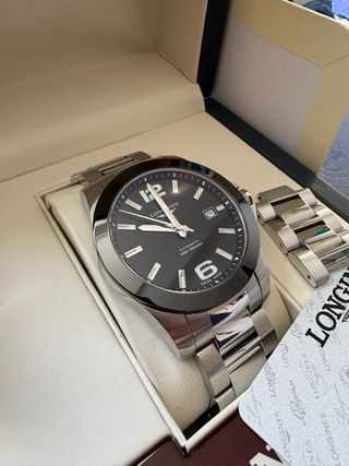 Longines Conquest Automático