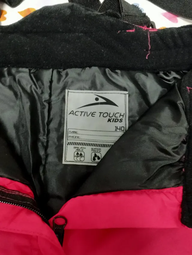 Pantalones de esquí rosas con tirantes