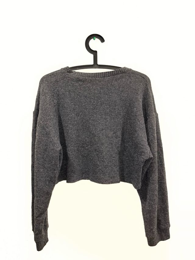 Jersey gris con pedrería