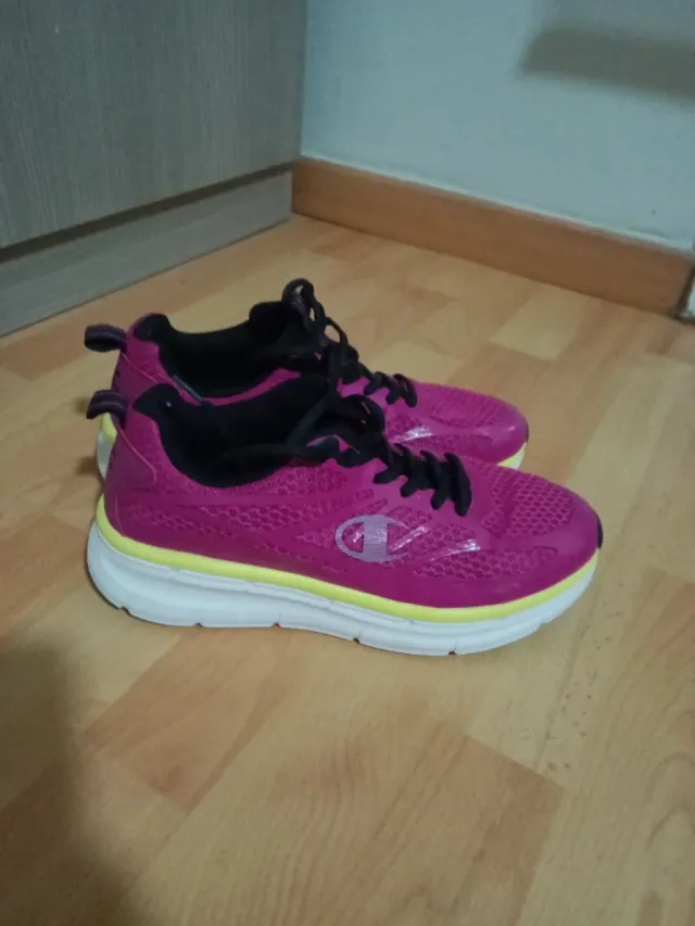 Zapatillas Champion Fucsia y Amarillo