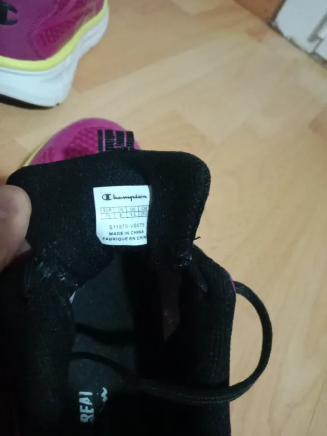 Zapatillas Champion Fucsia y Amarillo