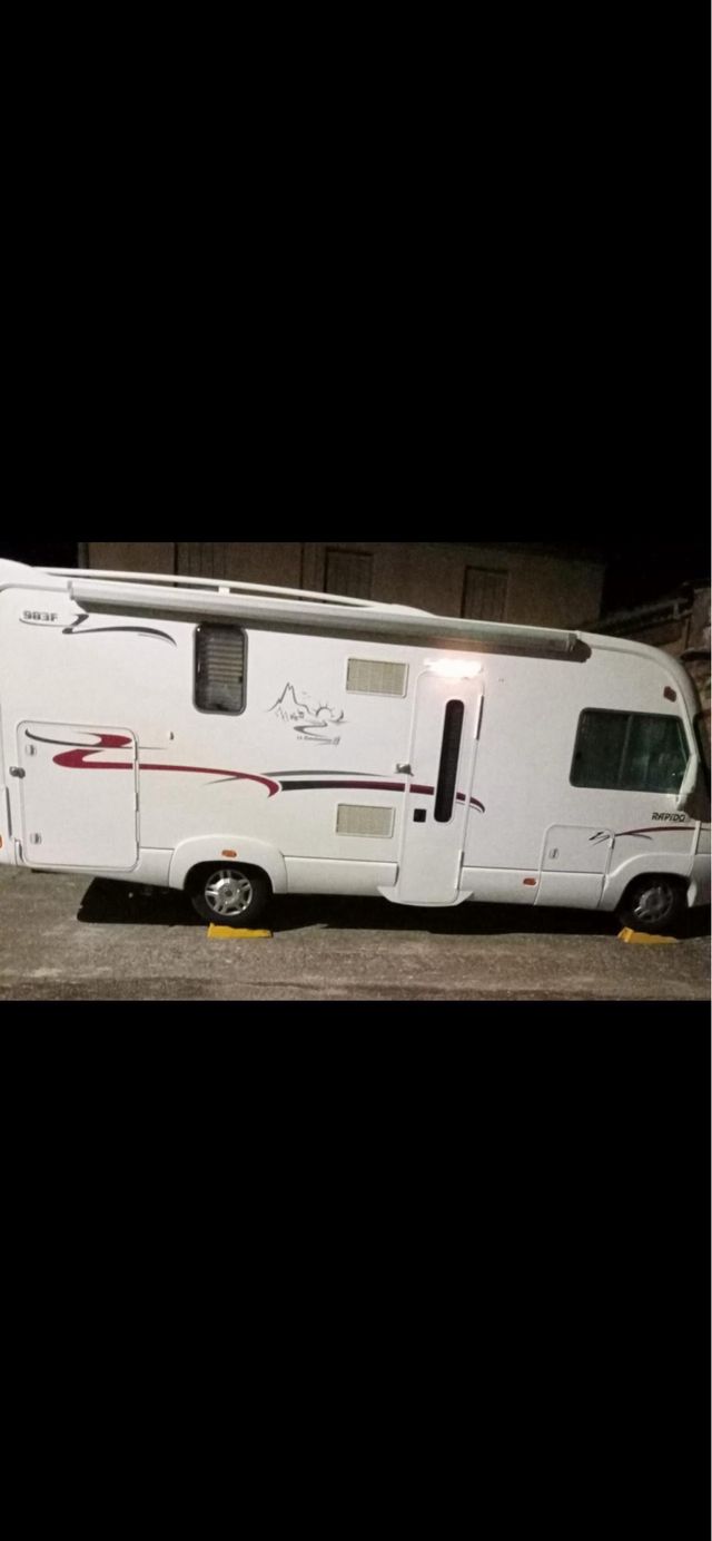 Autocaravana Rapido 983F