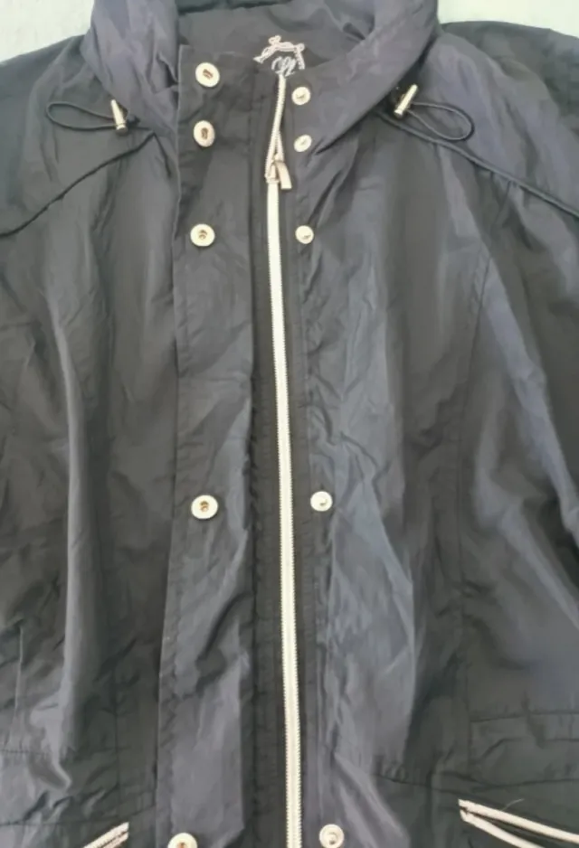 Chaqueta cortavientos El Corte Inglés Negra