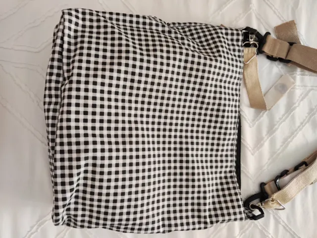 Bolsa Walking Mum cuadros blanco y negro