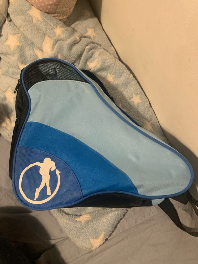 Patines 4 ruedas con bolsa, talla 37,5.