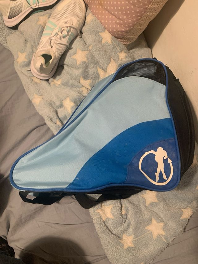 Patines 4 ruedas con bolsa, talla 37,5.