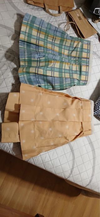 Due pannelli di tende da 180 cm