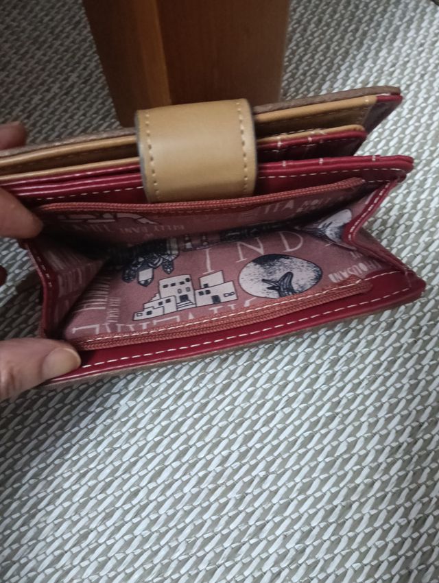 Cartera Aneke Beige y Roja