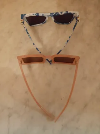 Gafas de sol en tonos azules y beis-moka