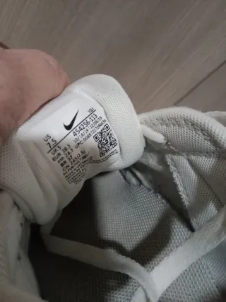 Zapatillas Nike Court Majestic Blancas y Rosas