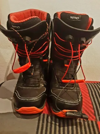 Botas Snowboard Nitro Negras y Rojas